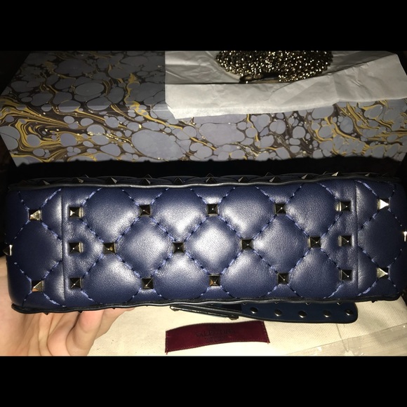 Valentino Garavani Bag 100% Authentic - Picture 5 of 6